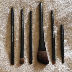 Avon Makeup Brush Set of 6